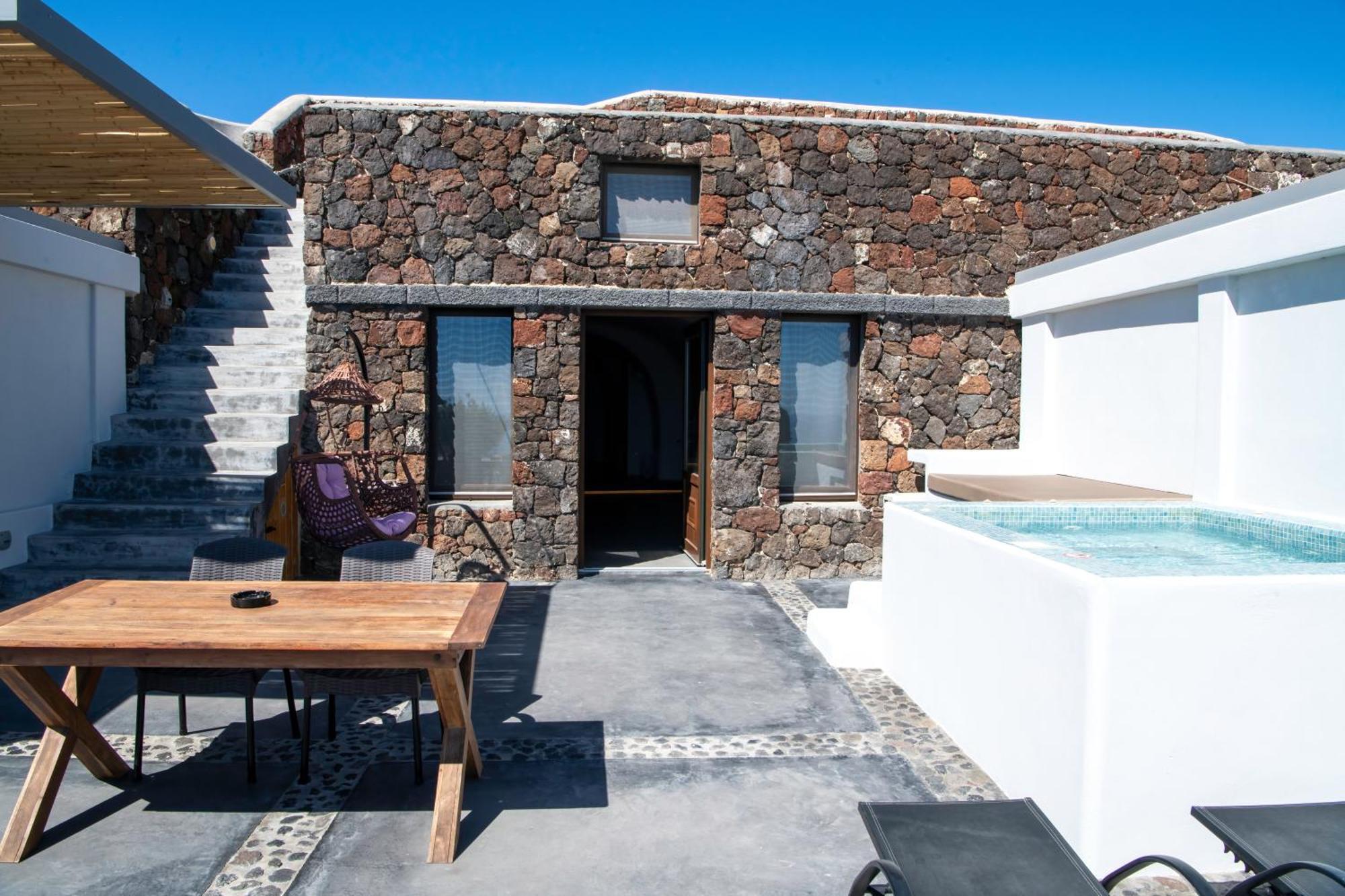 Luxe Efis Home Sea View 4 Villas & 4 Prive Jacuzzi Imerovigli  Exterior photo